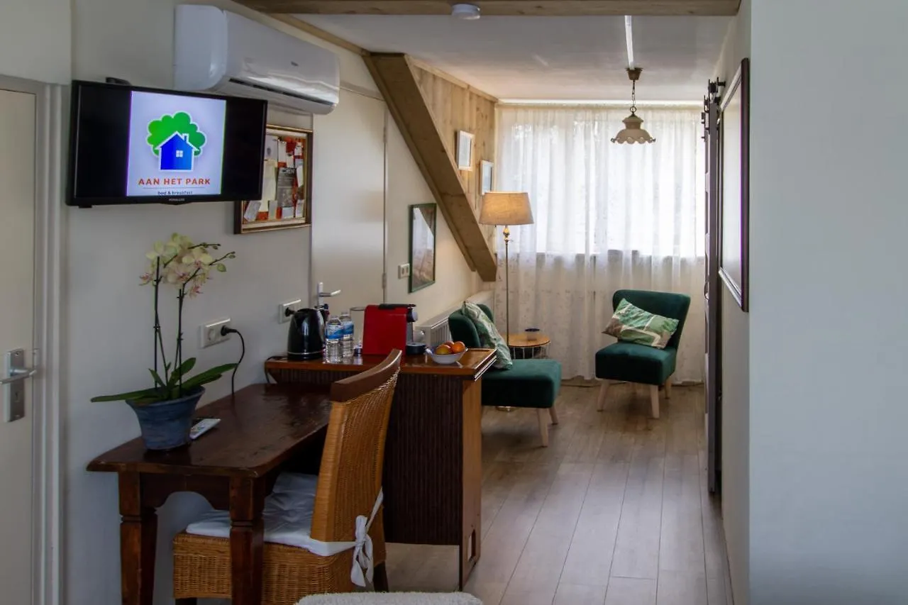 B&B Aan Het Park Eindhoven Bed and breakfast